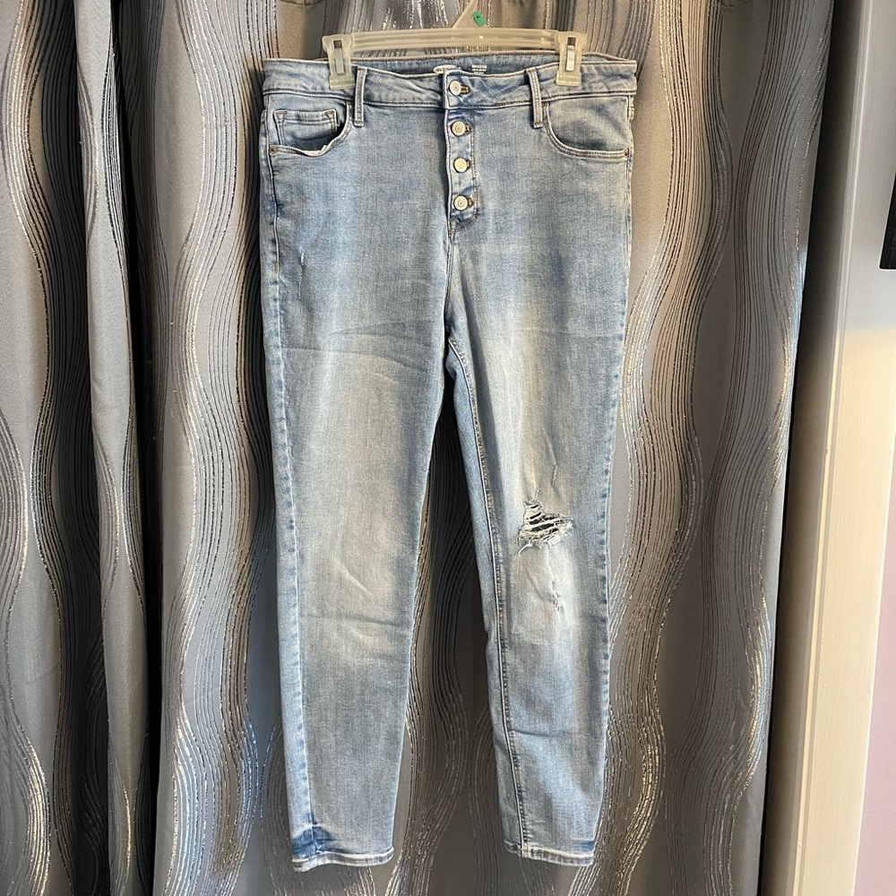 Old Navy Rockstar Super Skinny High Rise Jeans